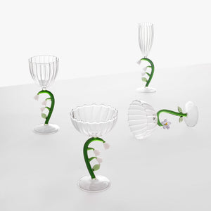 Verre optique à pied Fleur blanche 🍷