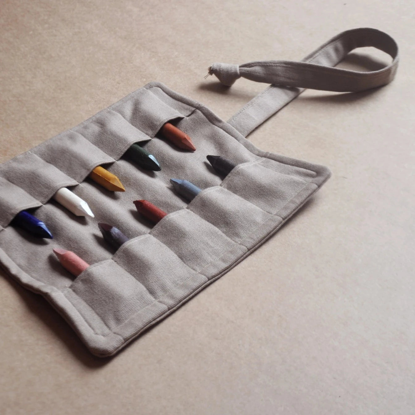 Bâtonnets/crayons de peinture à l'huile à la cire d'abeille naturelle en rouleau