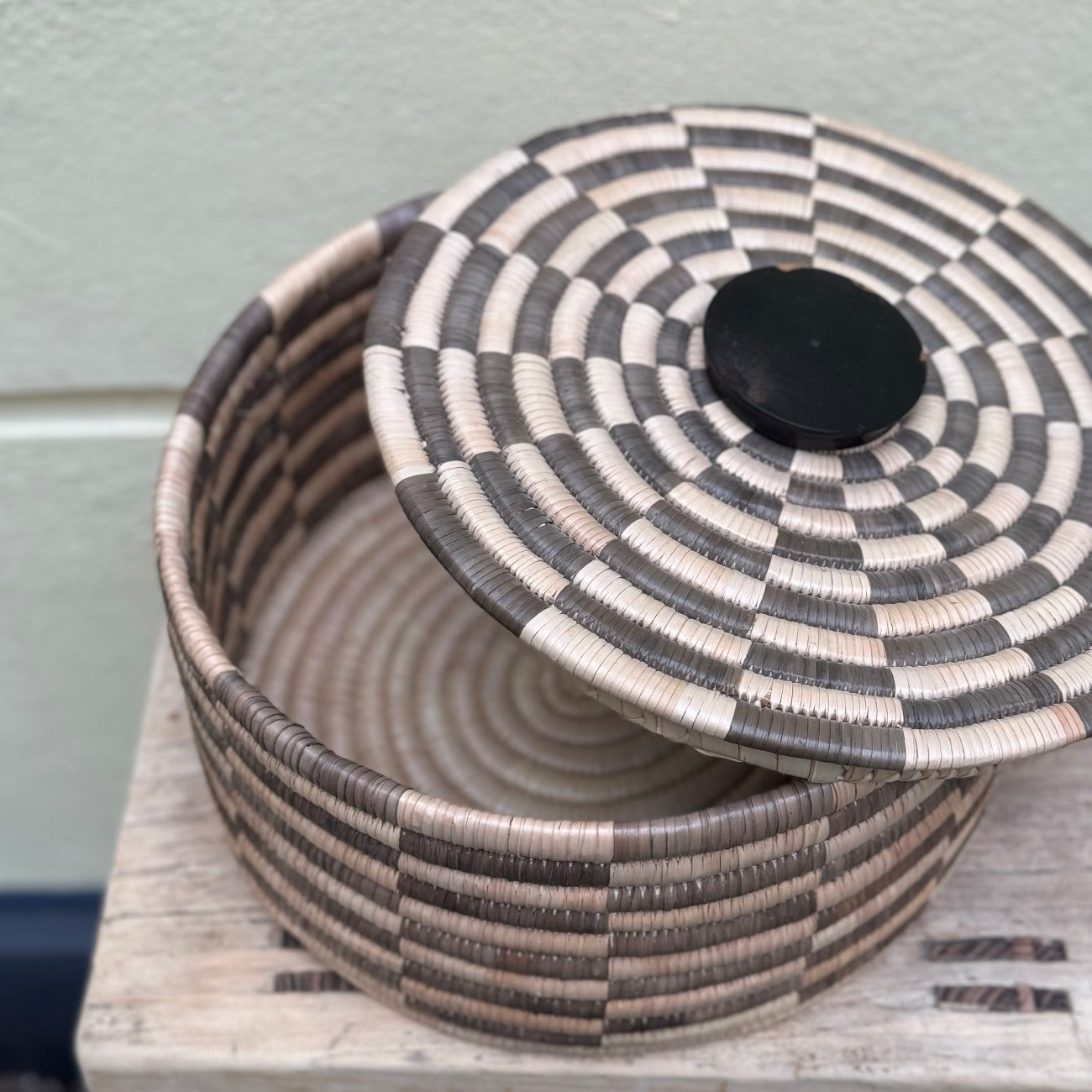 classic pattern short basket at material26 berlin