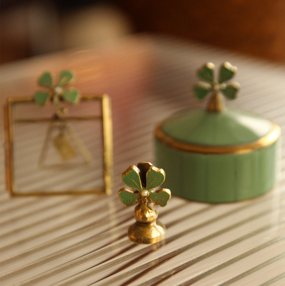 Lucky Clover Card Holder