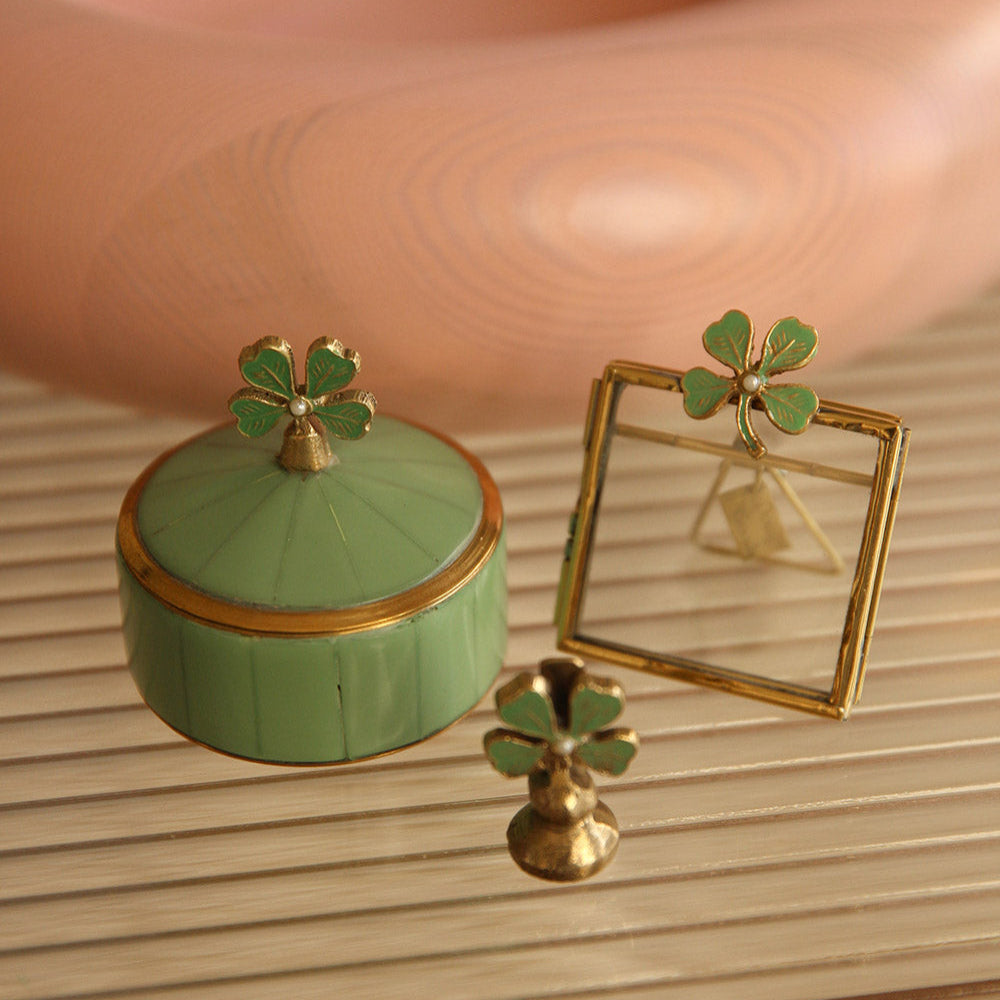 Lucky Clover Circus Box