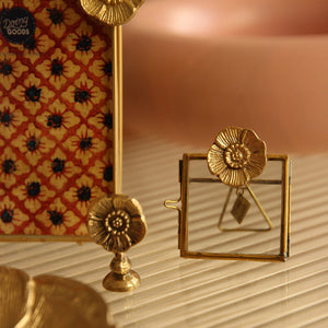 Mia Poppy Frame Mini