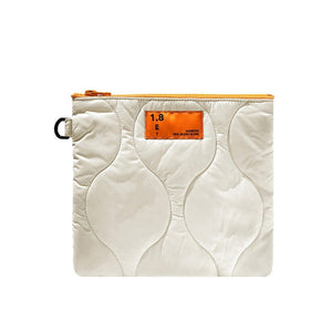 POCHETTE PLATE MATELASSÉE POM L (IVOIRE) | RECYCLÉ