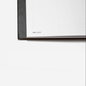 2027 Classic Planner Black