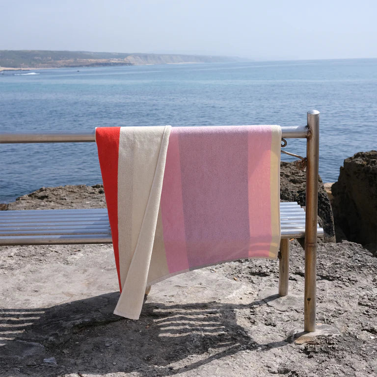 Beach towel | Red Dark Green Toffee Pink