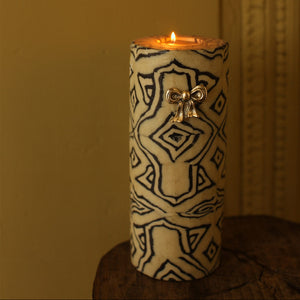 Bowie Bow Candle Pin