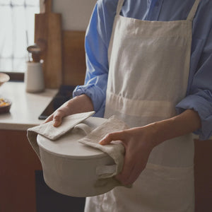 FUTO Linen Full Apron styling