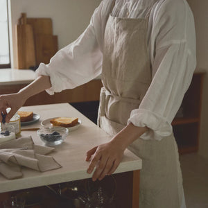 FUTO Linen Full Apron styling