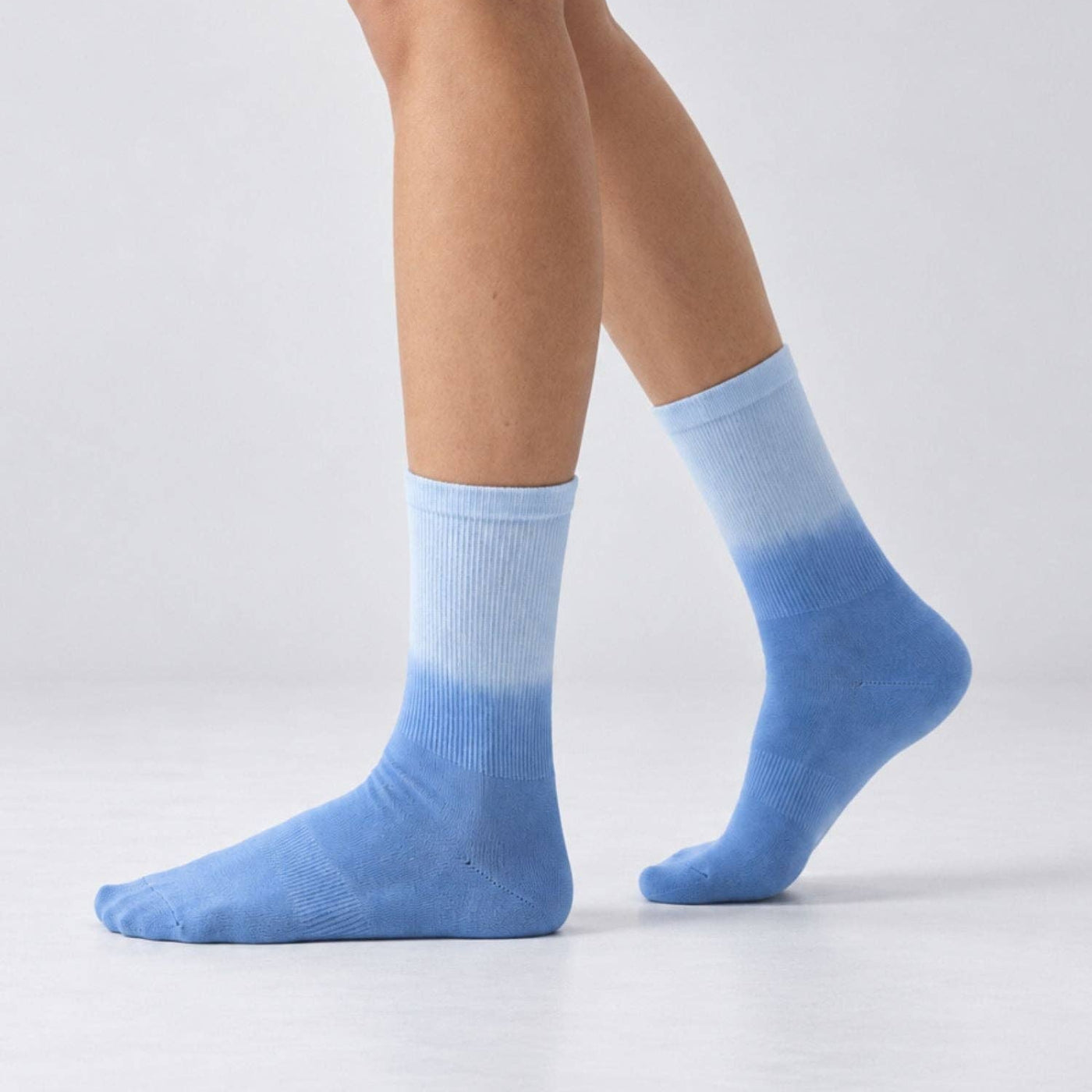 GRADIENT CLEAR SKY SOCKS