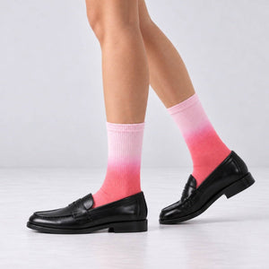 GRADIENT STRAWBERRY ICE SOCKS