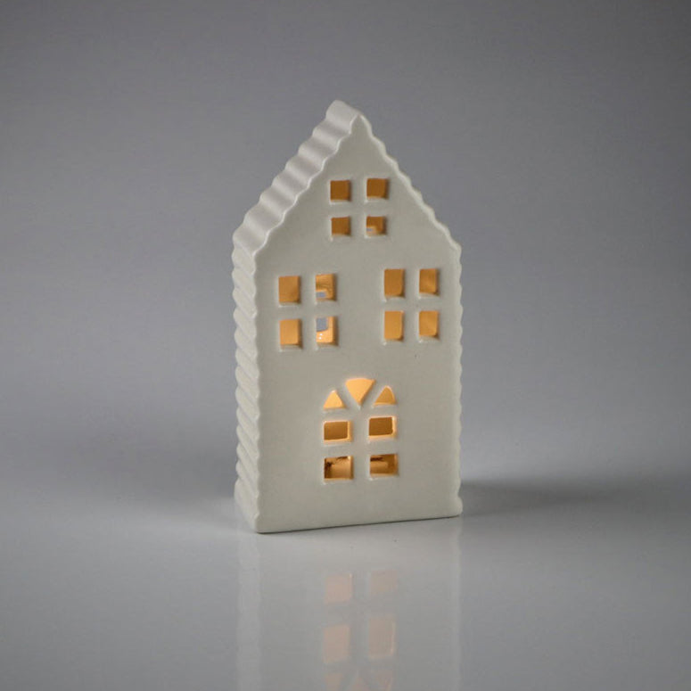 LED HOUSE WHITE