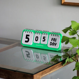 PING PONG CALENDAR | NEON GREEN