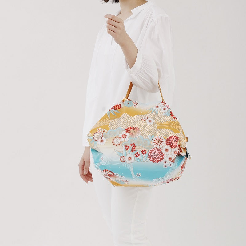Pleated Compact Bag | Nagare Gumo | M
