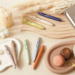 Uni-ball One P Gel Ink Ballpoint Pen styling