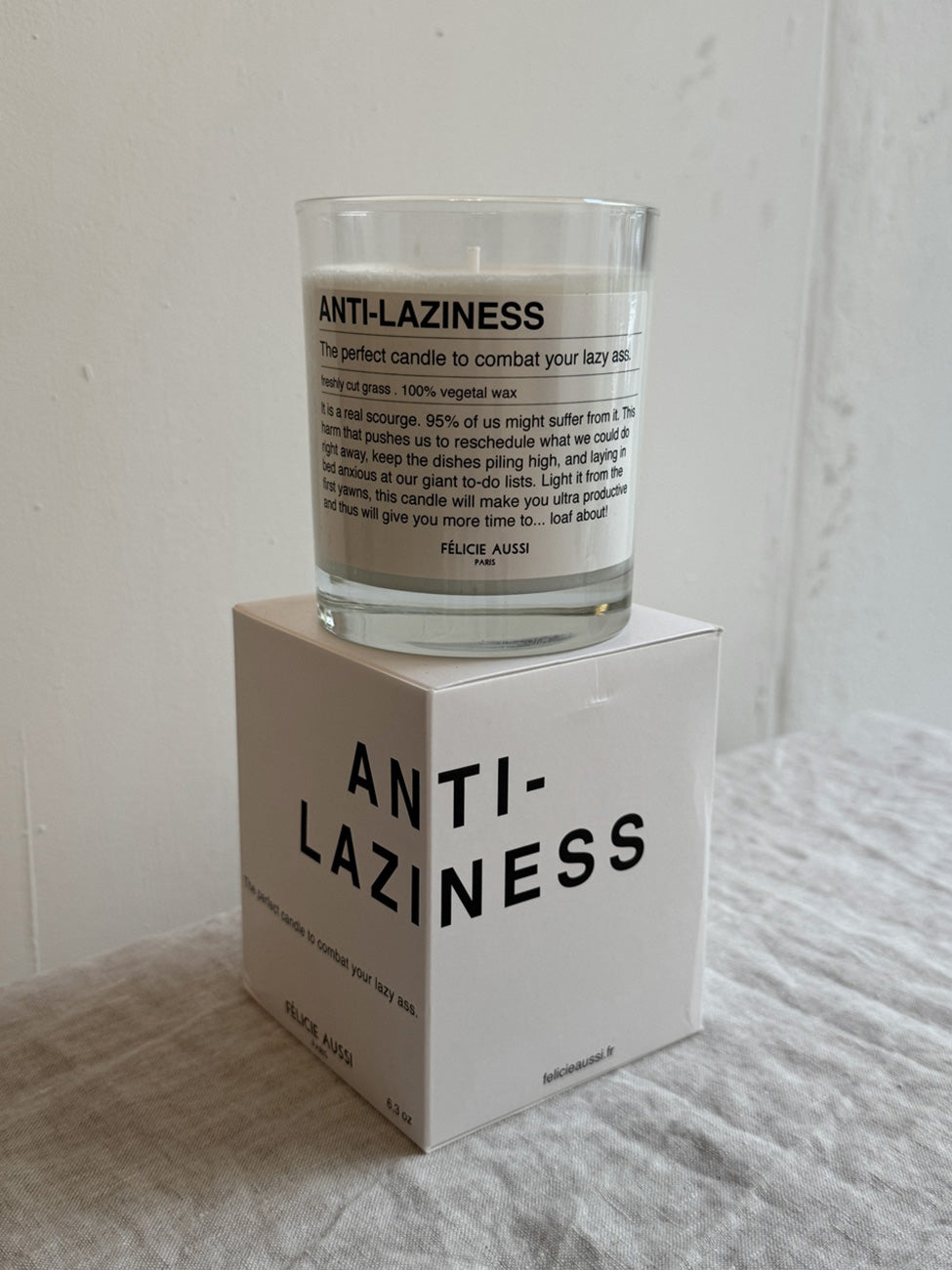 ANTI-LAZINESS SCENTED CANDLE