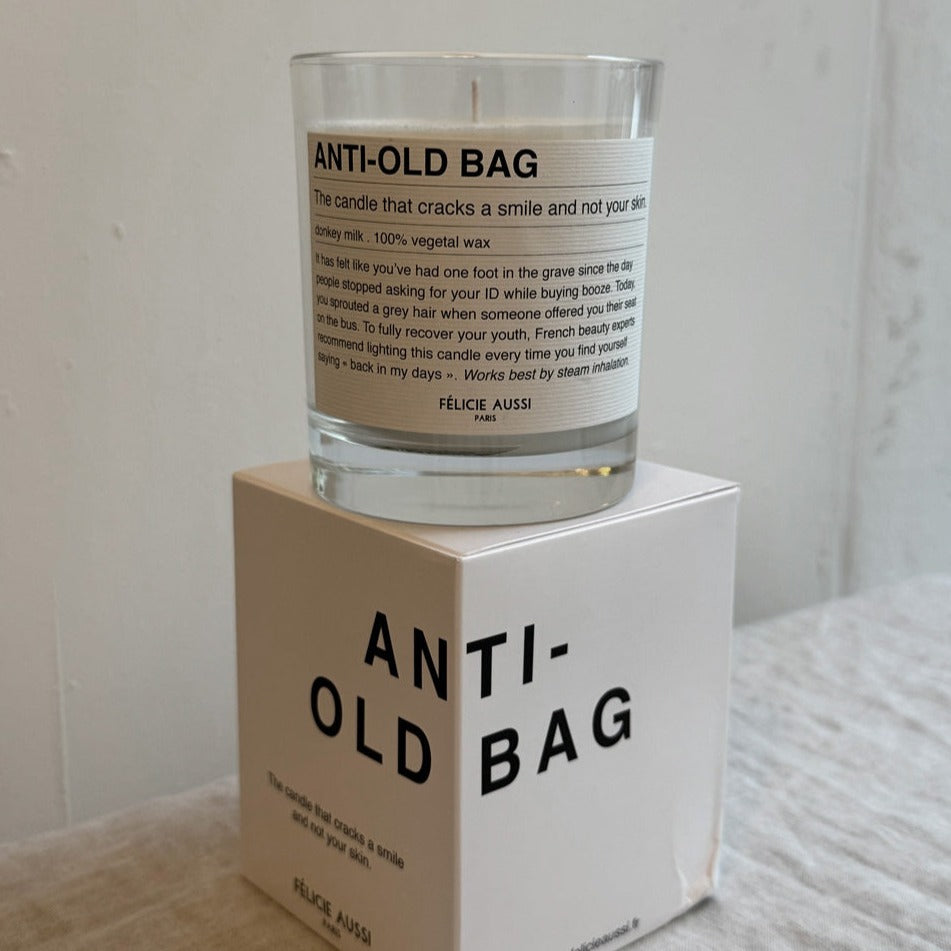 ANTI-OLD BAG SCENTED CANDLE