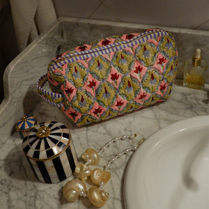 molly make up bag large styling