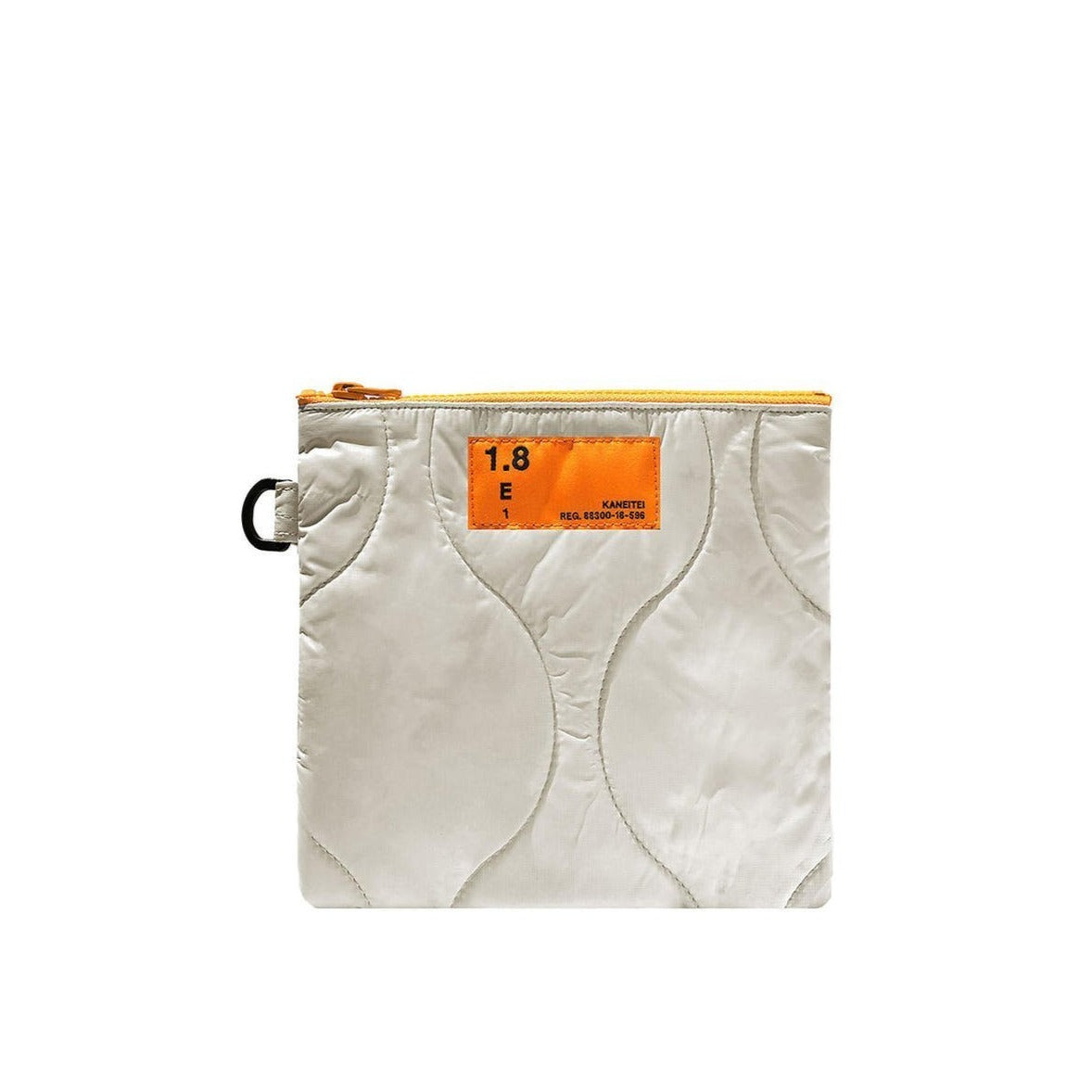 POM QUILTED FLAT POUCH M (IVORY) | RECYCLED