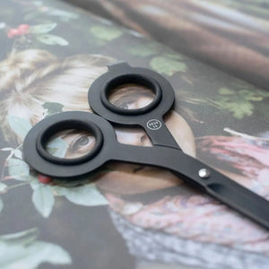 Black Scissors