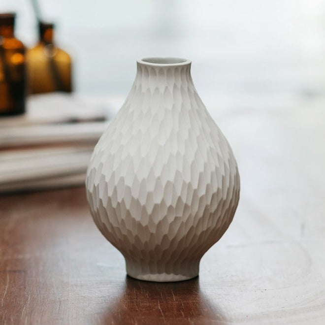 Weiße Olpe Vase