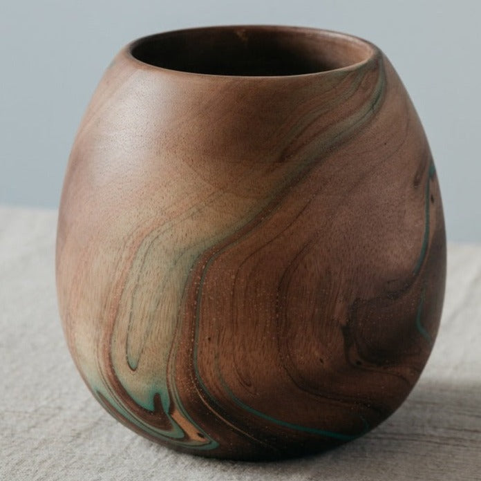 Ovale Vase aus Mangoholz „Green Wave“