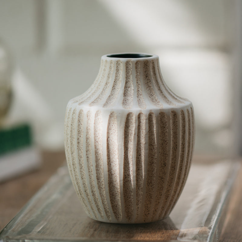 Sand White Urn Vase