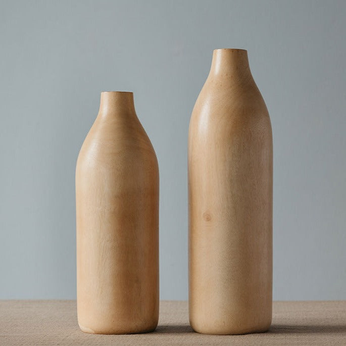 Hohe beige Holzvase