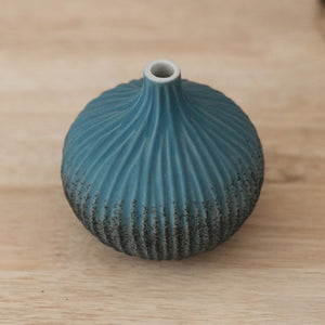 Blue Ripple Gourd Vase with Patina Bottom